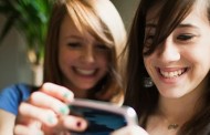 Teenagers say goodbye to Facebook and hello to messenger apps