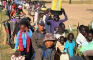 South Sudan's displaced top 120,000, government agrees to end hostilities