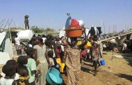 South Sudan government says it's open to talks to prevent war