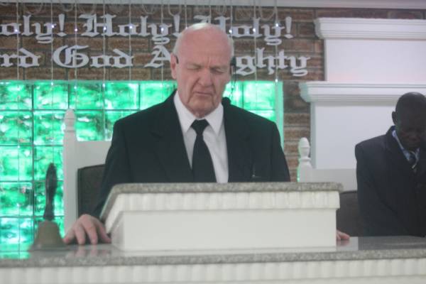 American pastor, Kenneth Yeagar, urges Nigerians to rebuild for God